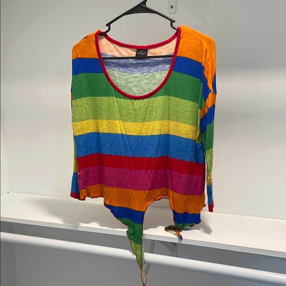 💗 4/$12 Red and Orange Asymmetrical 3/4 Sleeve Crop Top
